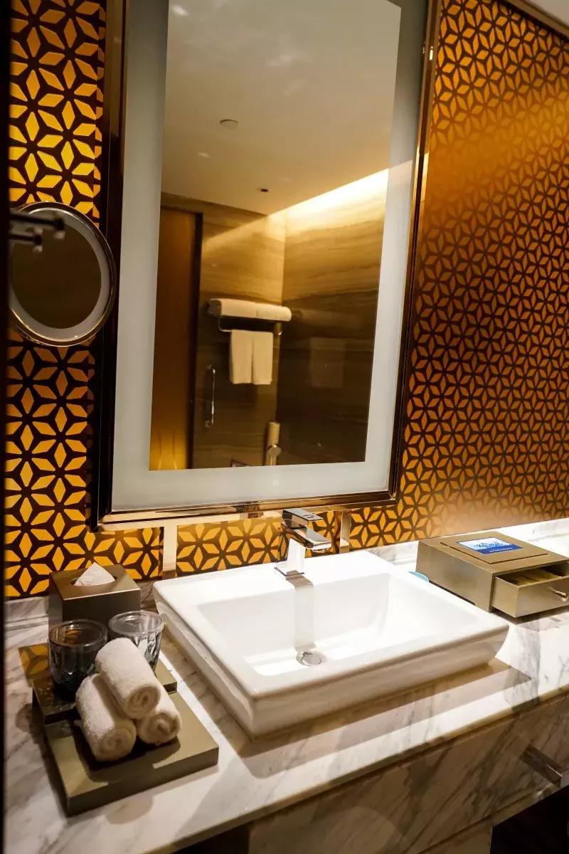 成都希尔顿酒店内部设施,成都希尔顿酒店