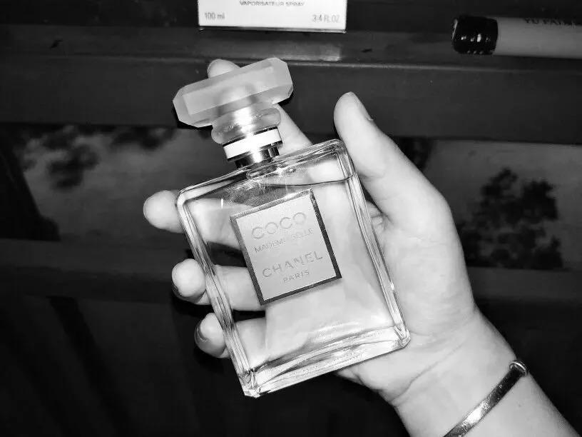 梦露代言香奈儿5号香水,香水的秘密全集