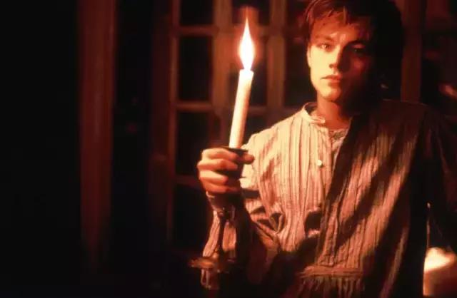 罗密欧与朱丽叶小李子帅气片段,五部电影回顾小李子的颜值巅峰