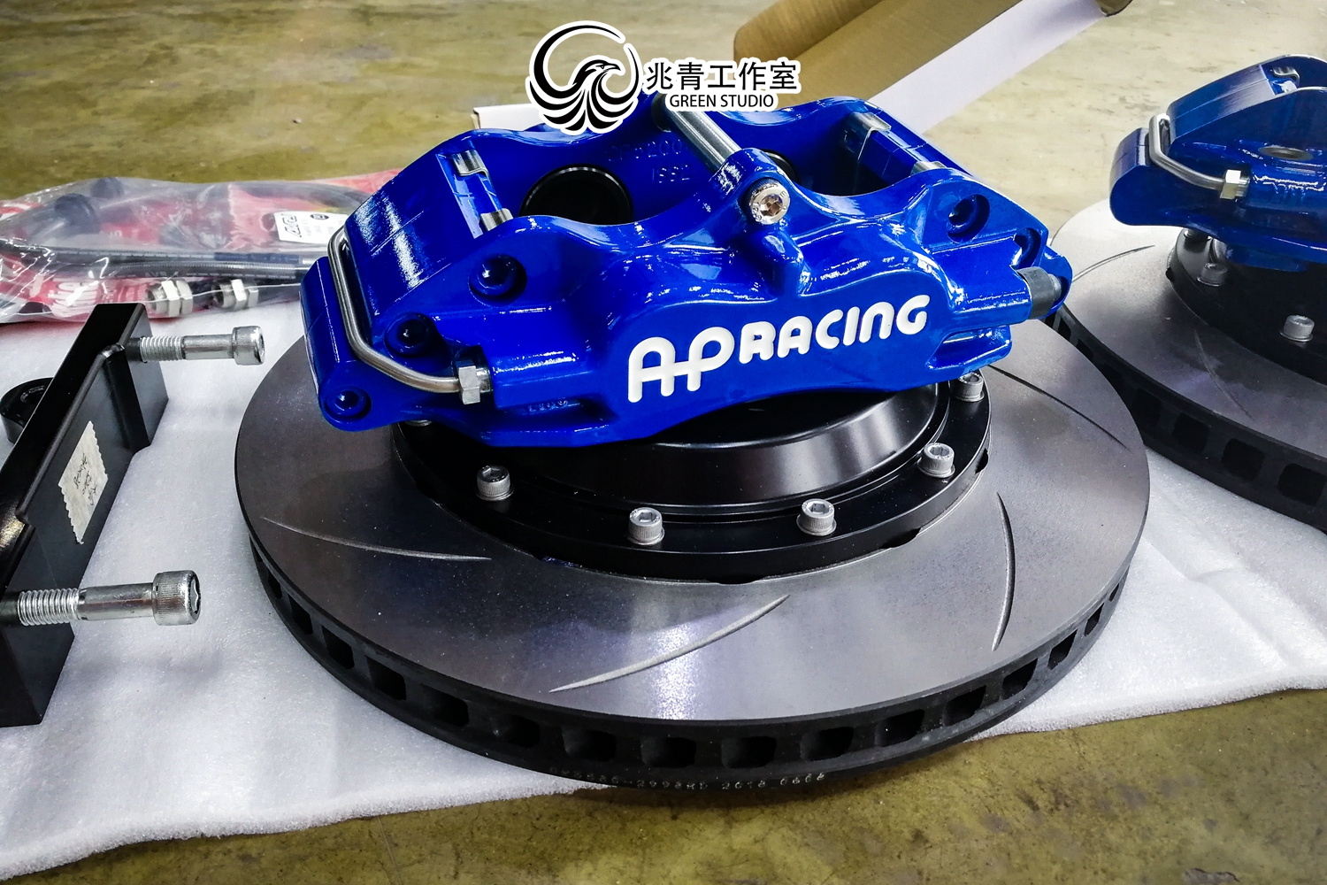 6代高尔夫改刹车案例,高尔夫六更换七代轮毂