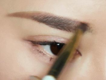 50岁画眉毛眉形怎么画比较好看,简单画眉毛的步骤手把手教你学会