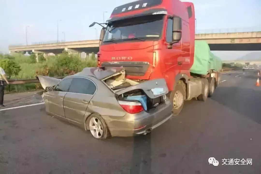 用插扣代替安全带，这样的傻事，你是不是还在做？