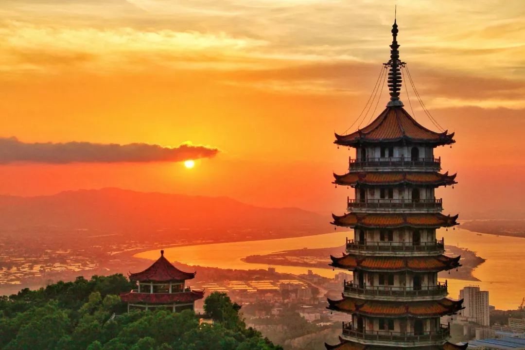 鹤山离广州最近的地方是哪里,鹤山周边游玩的地方推荐