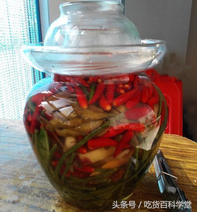 饭店大厨腌制泡菜的方法,泡菜怎么腌制才不会坏