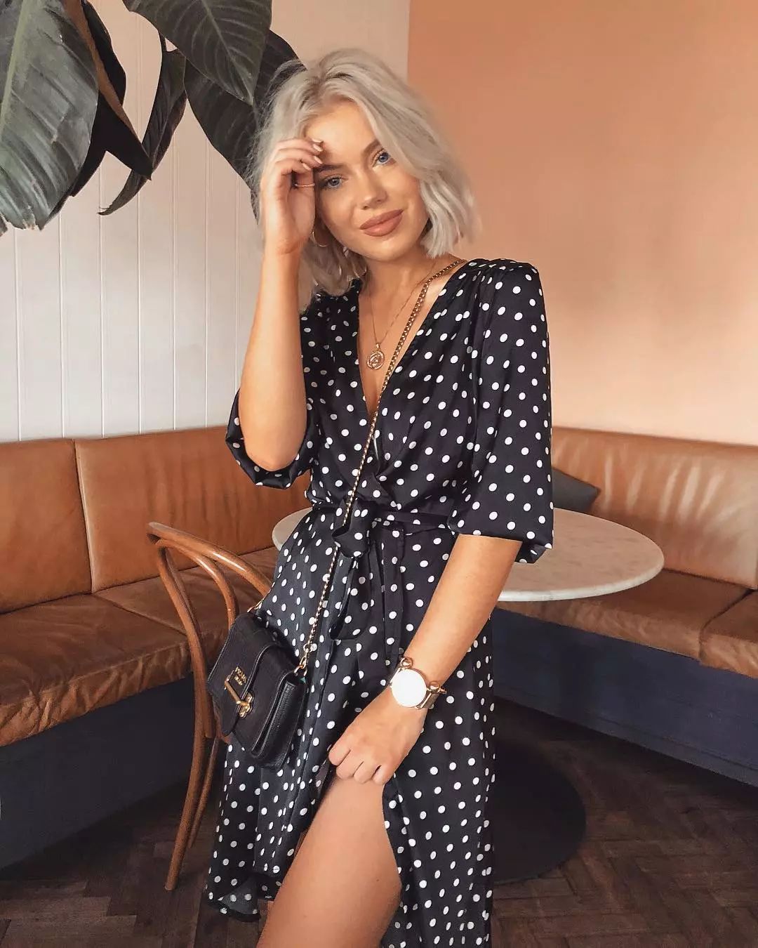 梨形身材穿鱼尾短裙150,梨形身材黑色a字半身短裙