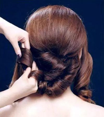 新娘简单盘发发型扎法步骤,简单好看的新娘盘发