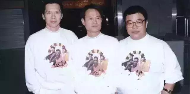 逃学威龙三部曲哪部最好看,逃学威龙的3个经典