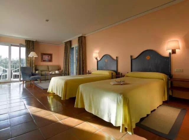 西班牙宫殿风景酒店,亚洲唯一的城堡酒店