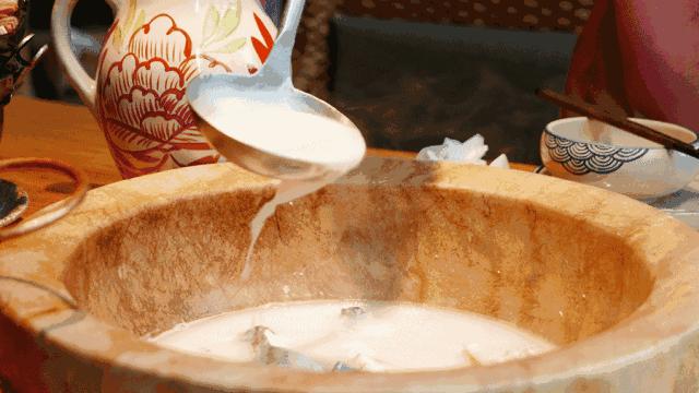 云南特色蒸汽石锅鱼开店成本,云南特色蒸汽石锅鱼全国探店视频