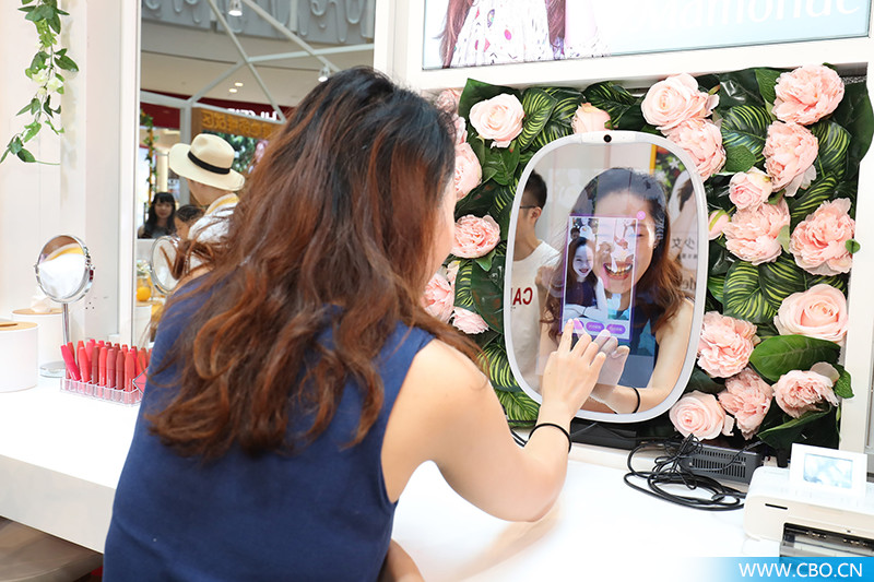 梦妆在中国撤柜了吗,梦妆为什么线上与专柜不一样