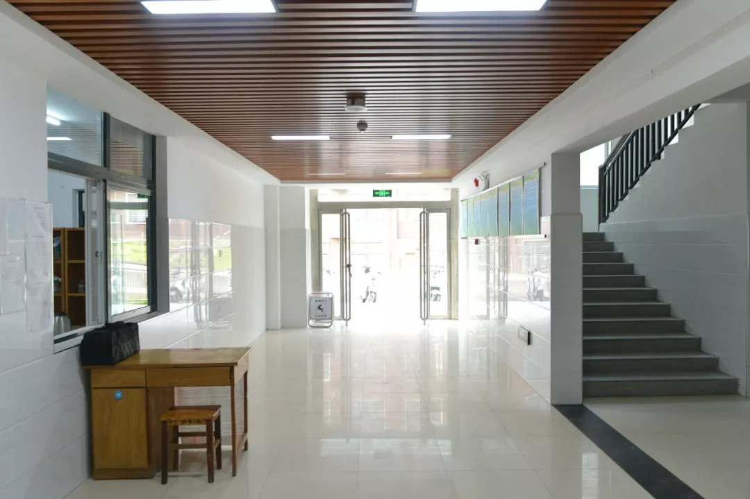 河南高校寝室哪个好,河南高校的宿舍条件