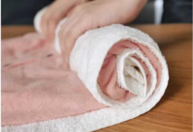 羊绒衫洗好怎么晾晒,羊绒衫洗了变大了怎么还原