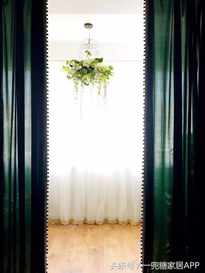 老式缝纫机桌子,老式缝纫机小桌子