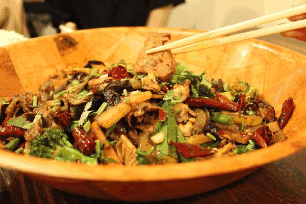 扬州这5家麻辣香锅，麻辣销魂，好吃到爆！