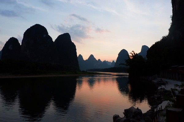 桂林阳朔无敌风景,阳朔龙头山水美如人间仙境