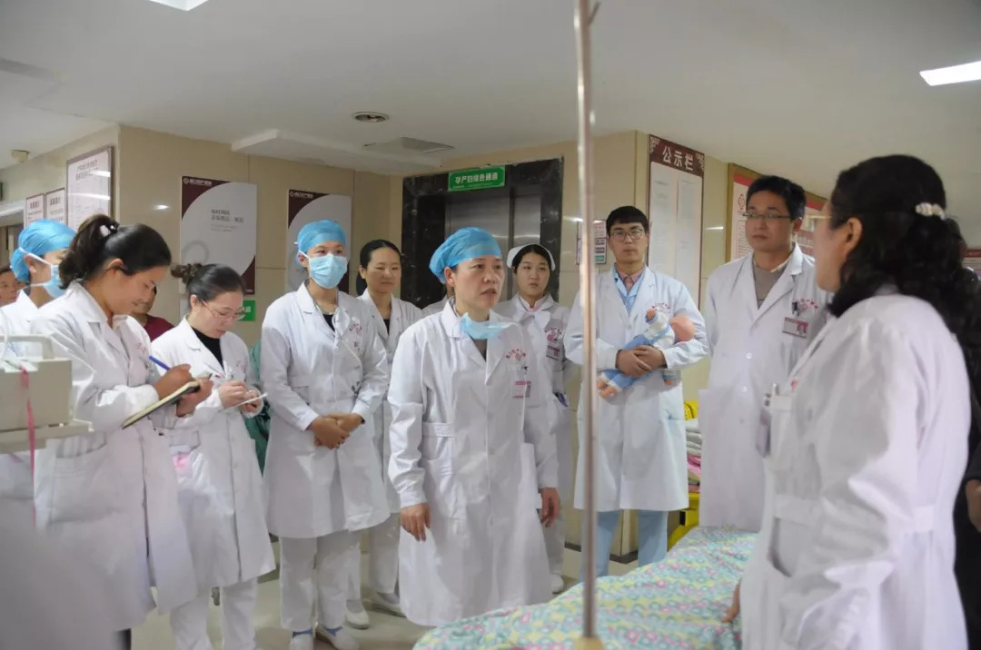不忘初心砥砺前行——记最美医生周口妇产医院妇产科主任李俊