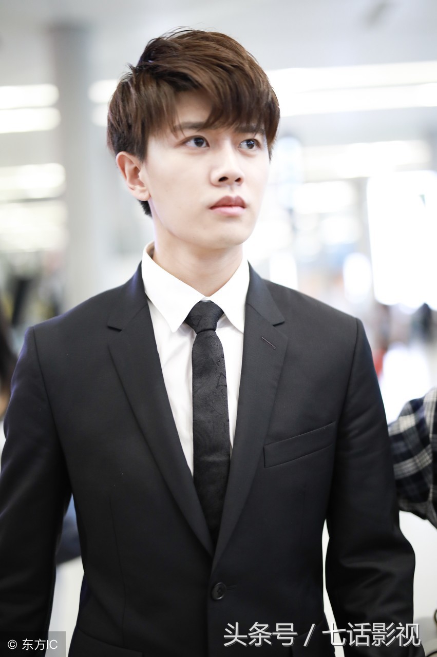 杨紫和黄晓明最新采访,杨紫黄晓明互相夸赞