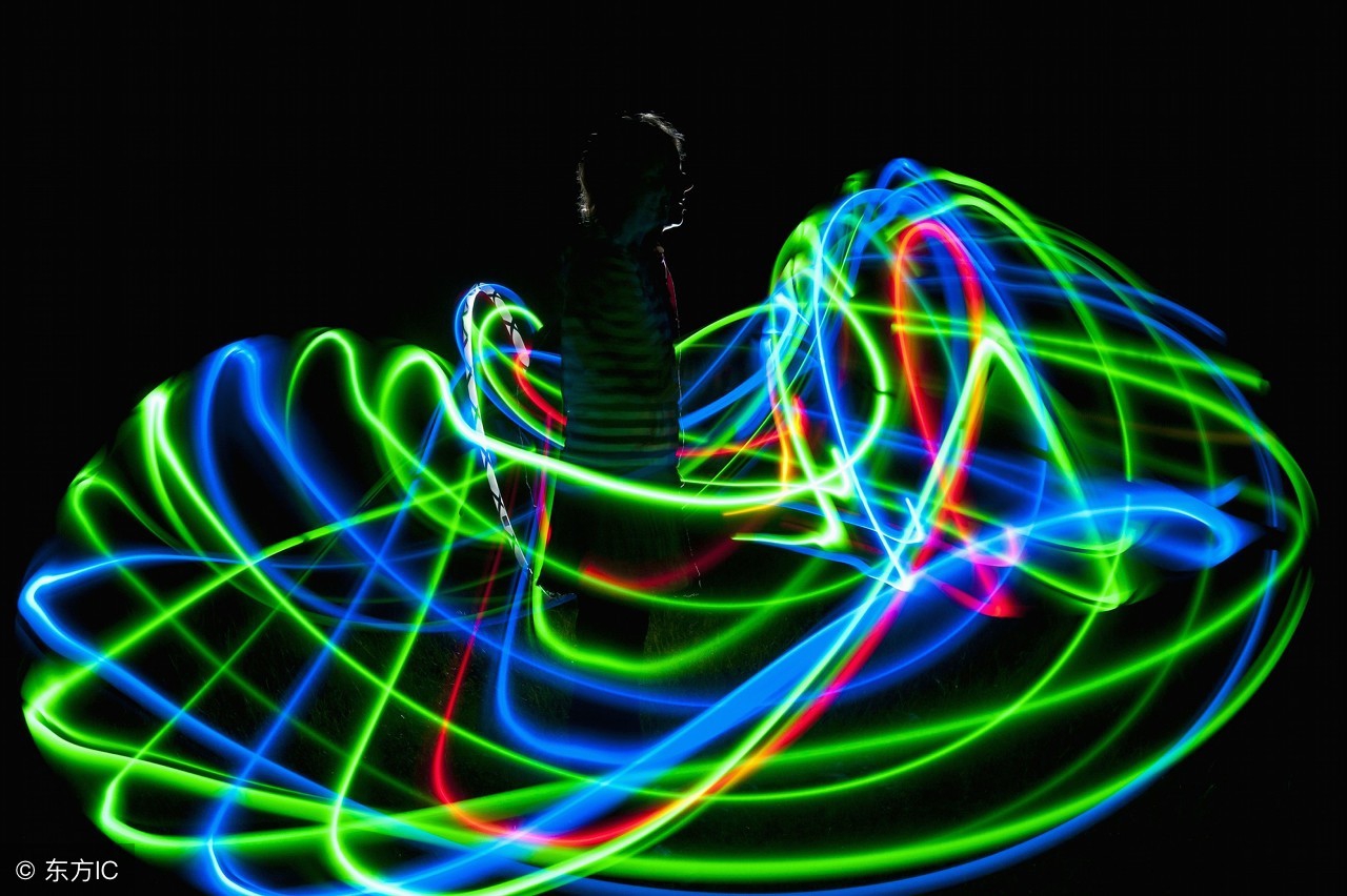 超导现象有哪些特征请简单阐述,超导现象的解释