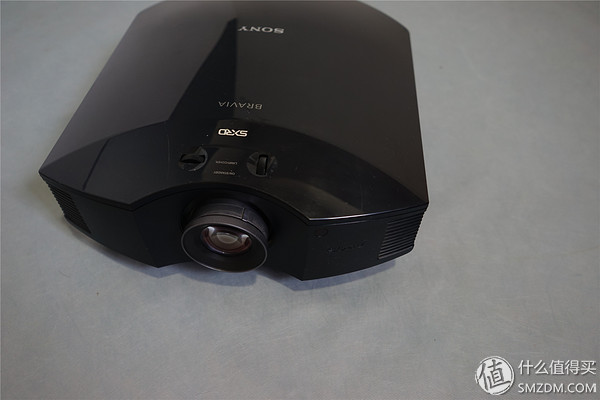 投影灯泡更换方法是什么,投影灯泡自己如何更换