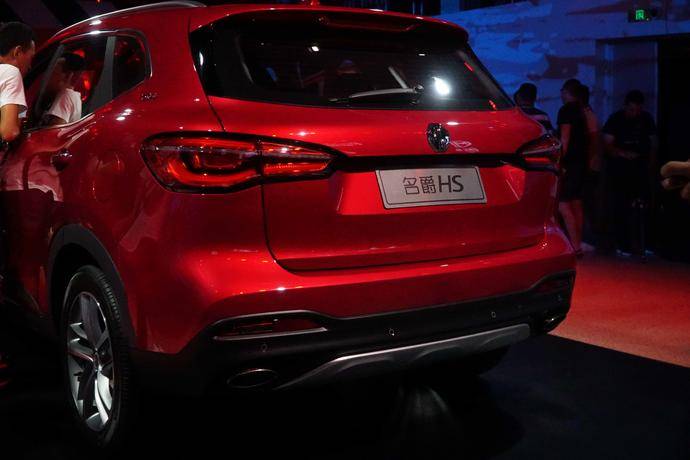 名爵17万新车,17年款名爵suv新车落地价