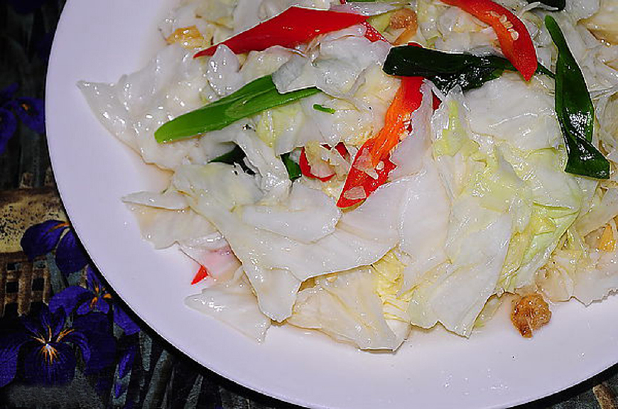 卷心菜怎么炒好吃简单又好看,卷心菜怎么炒好吃不胖