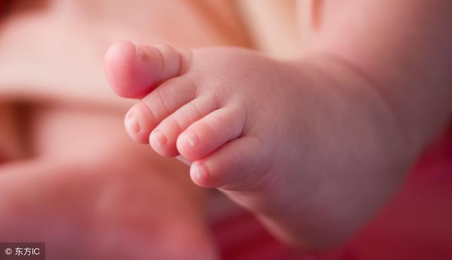 宝宝出生足底血查什么,宝宝出生查脚板血原因