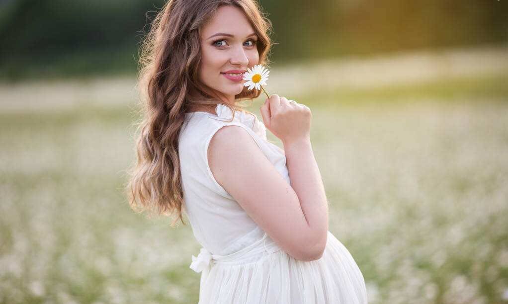 想知道胎儿是否健康,除了定时产检,这3种方法自己也可以判断哦