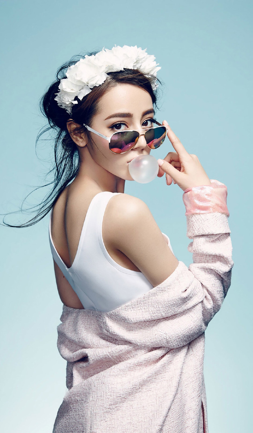 迪丽热巴被问：被“潜”过吗？热巴果断回答，网友：这回答绝了