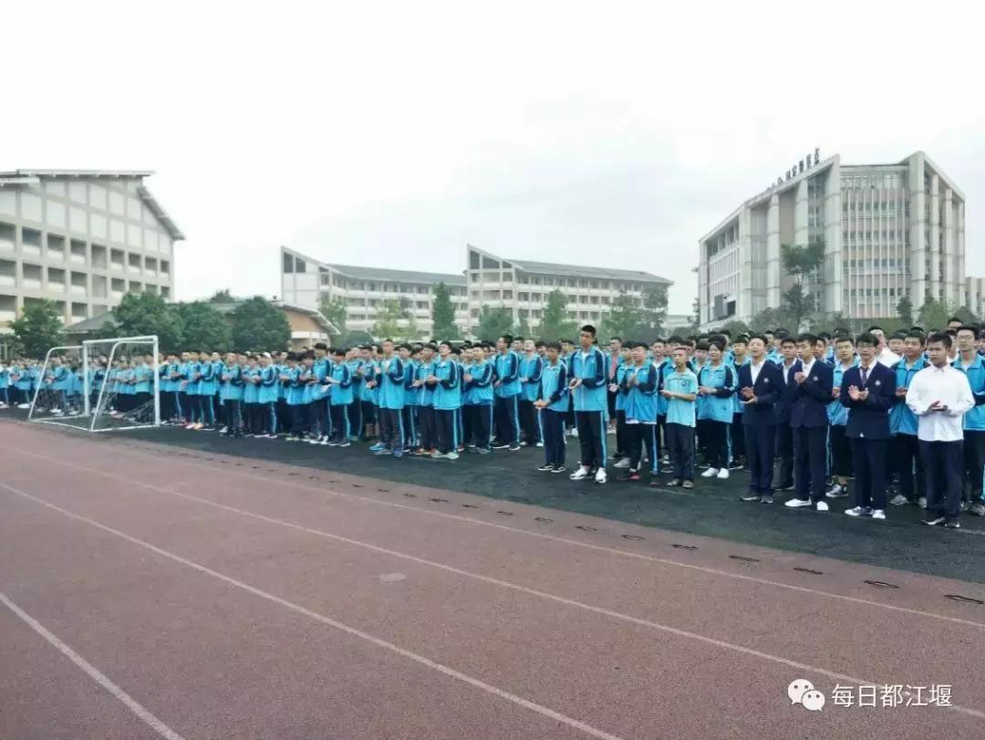 九月，我们开学啦！把天府故事读给世界听……