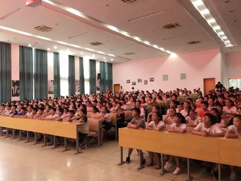 义乌市绣湖中学教育集团稠江校区,爱的名义