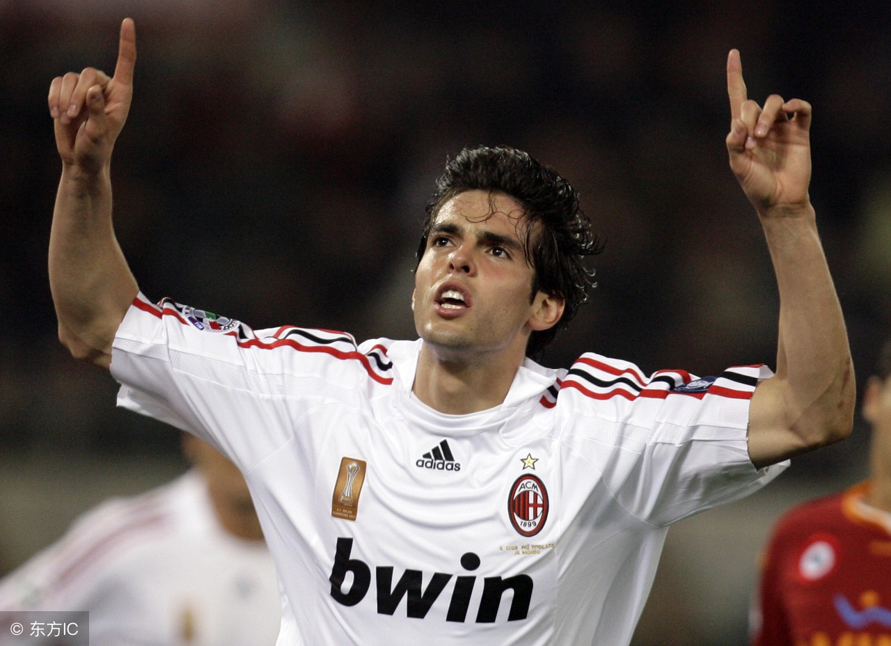 天下足球三十大催泪文案值得珍藏,天下足球十大催泪解说配音