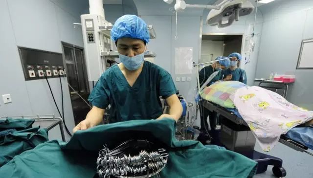 写给还是实习护士的你，你和你的前辈差多少？