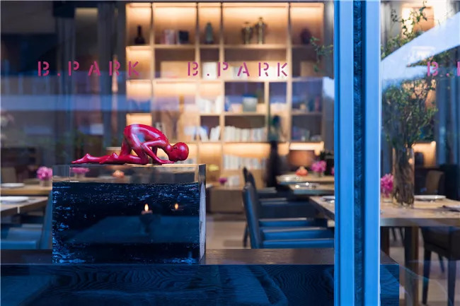 贝森豪斯｜绽放花园成都艺术餐厅，新时代的生活打卡圣地