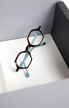 全球十大轻奢墨镜品牌,全球十大顶级墨镜圆形