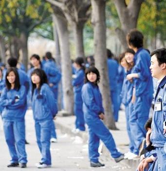 机械电子厂工作很危险吗,电子厂和正常工作哪个好