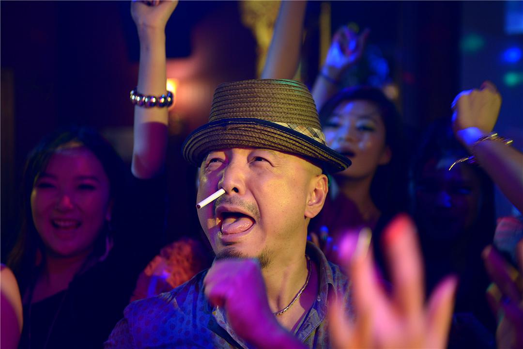 爱情是永恒的么,爱情是永恒的吗