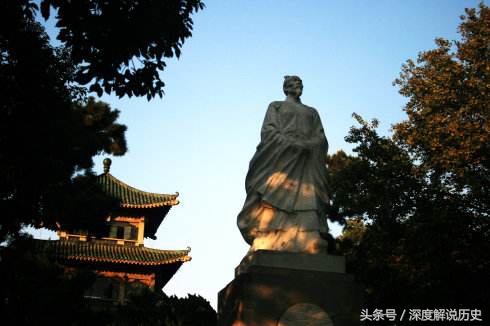 屈原最著名的爱国诗,屈原是我国第一位伟大的爱国诗人