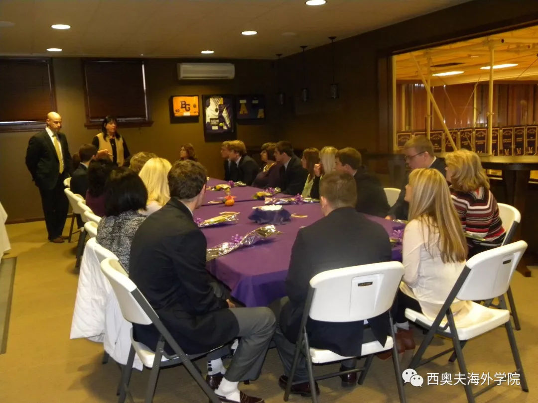 美国百分率升学高中-吉尔福伊尔主教高中｜西奥夫海外学院