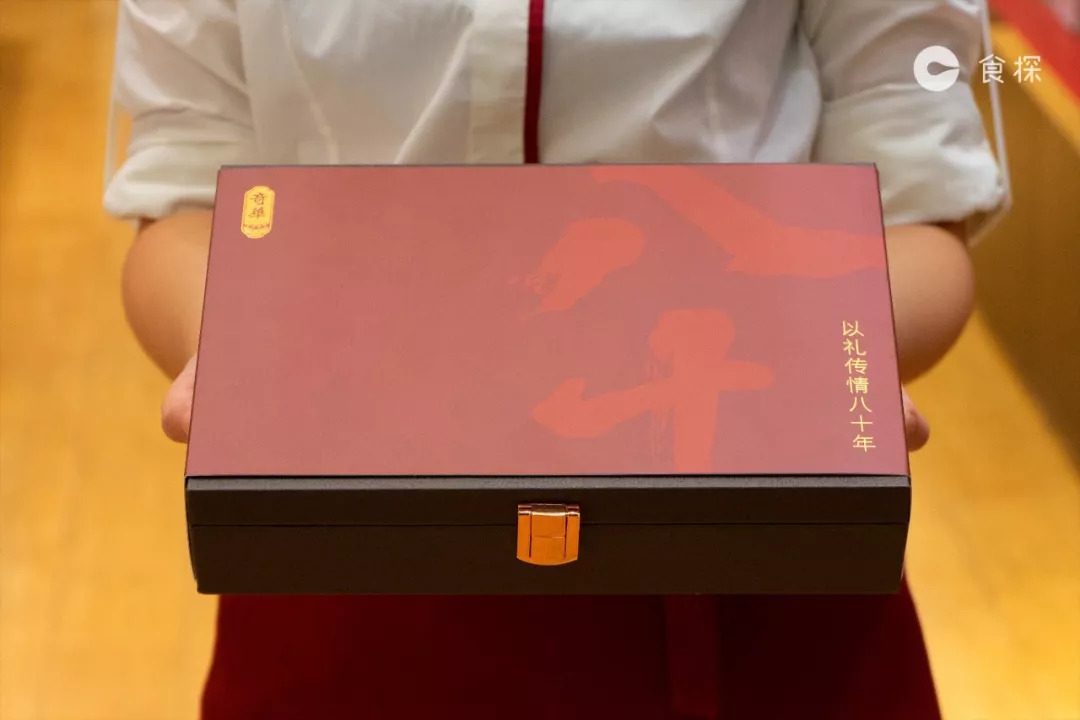 香港月饼老牌子纯莲蓉,香港月饼新款