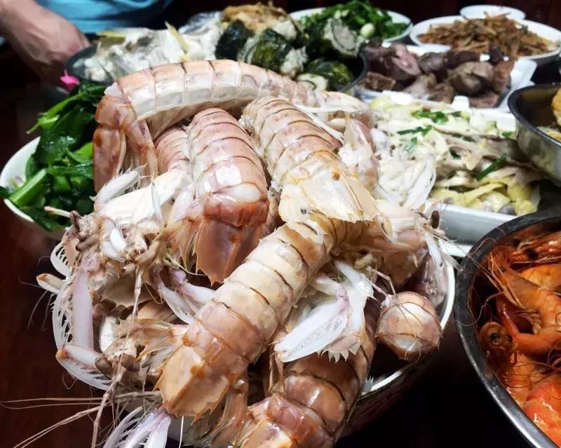 开海了！抖音上的小姐姐，来烟台吧！海鲜管够……