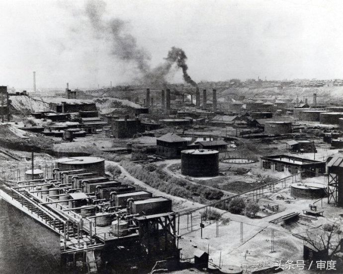 人类历史上第二个十亿富翁,中国历史上第一位亿万富翁