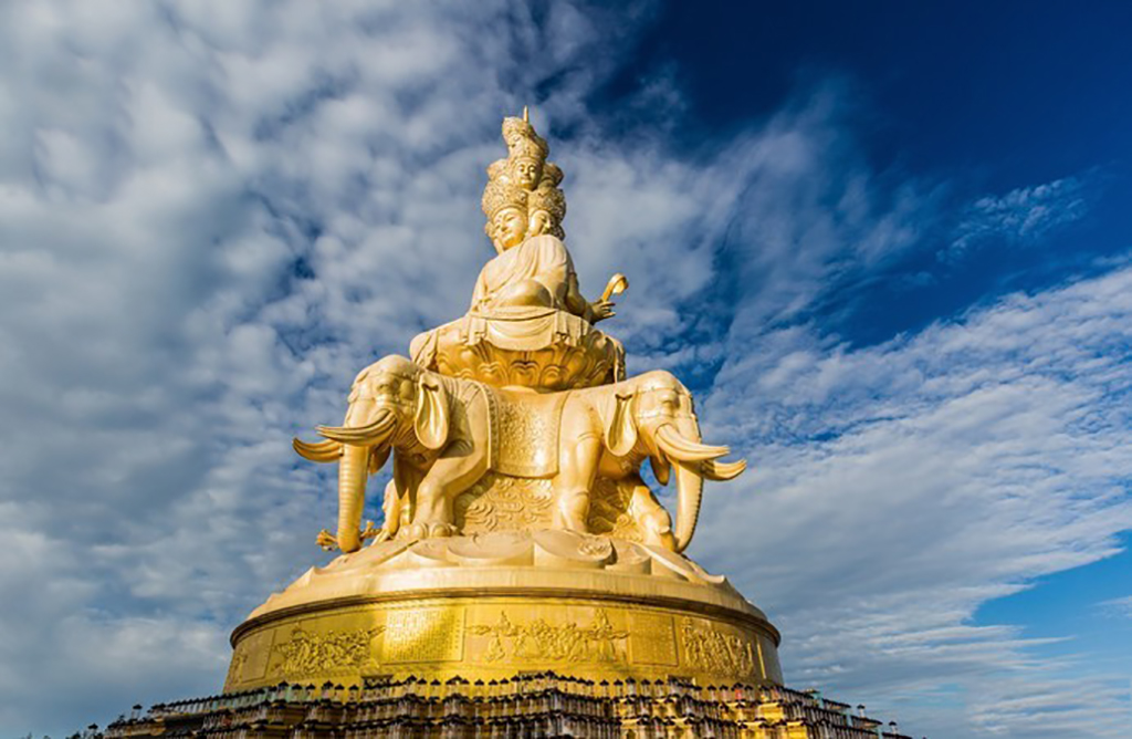 峨眉山观后感,乐山峨眉山金顶旅游攻略