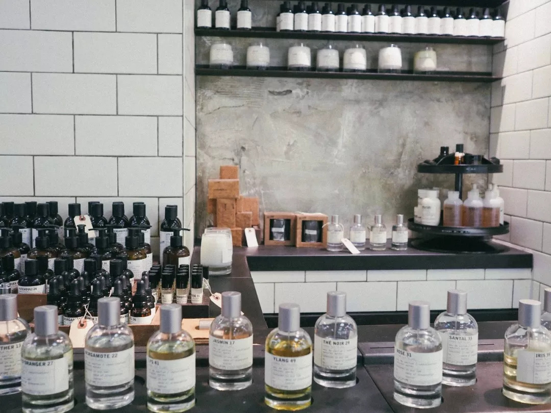 荷兰旅游购物推荐,逛荷兰奢侈品折扣店