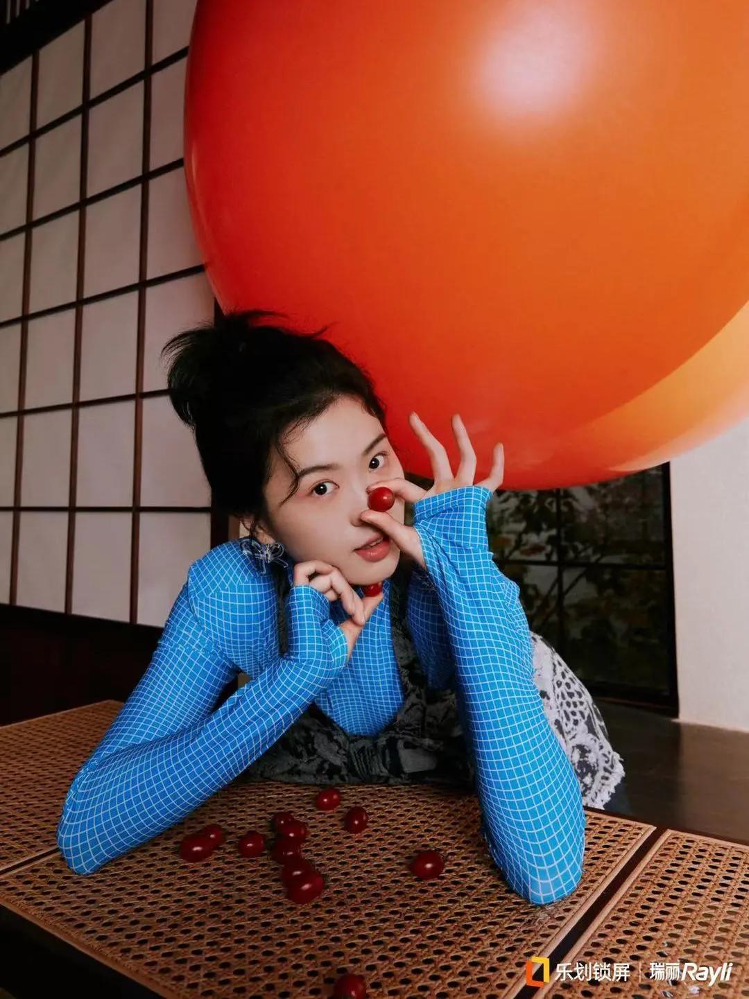 登上瑞丽杂志的女孩长什么样?