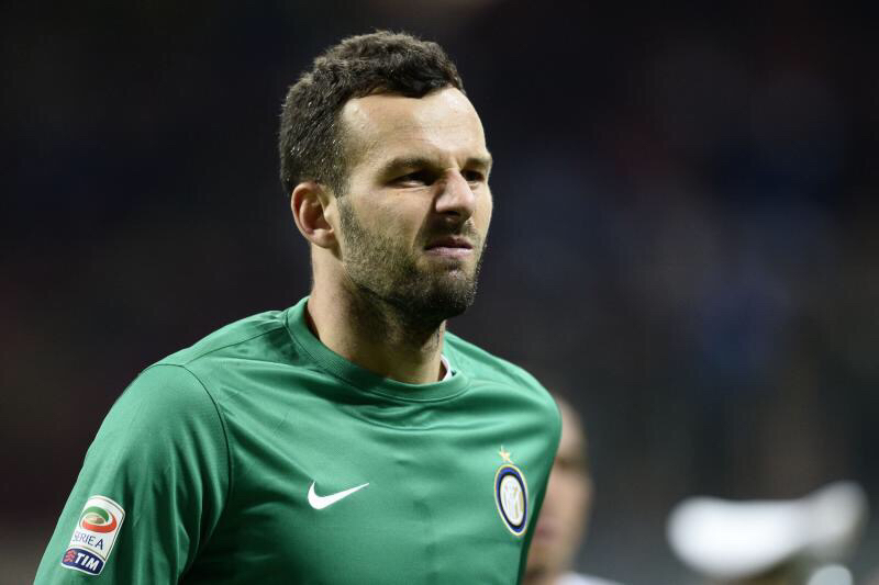 现役世界足坛十大球星,天下足球十大门将排名