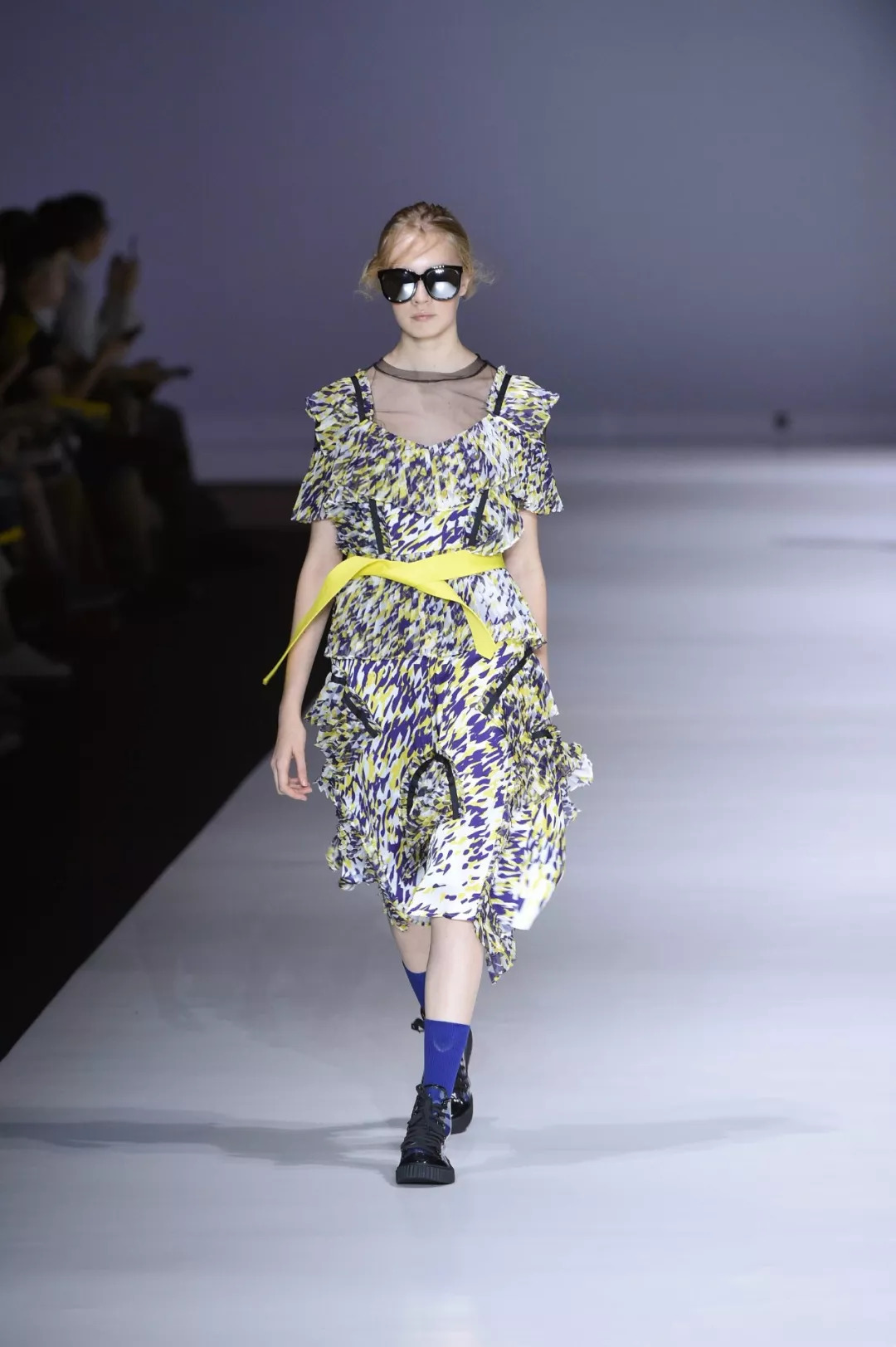 阿秋秋说｜10个角度，麻溜带你去趟香港时装周