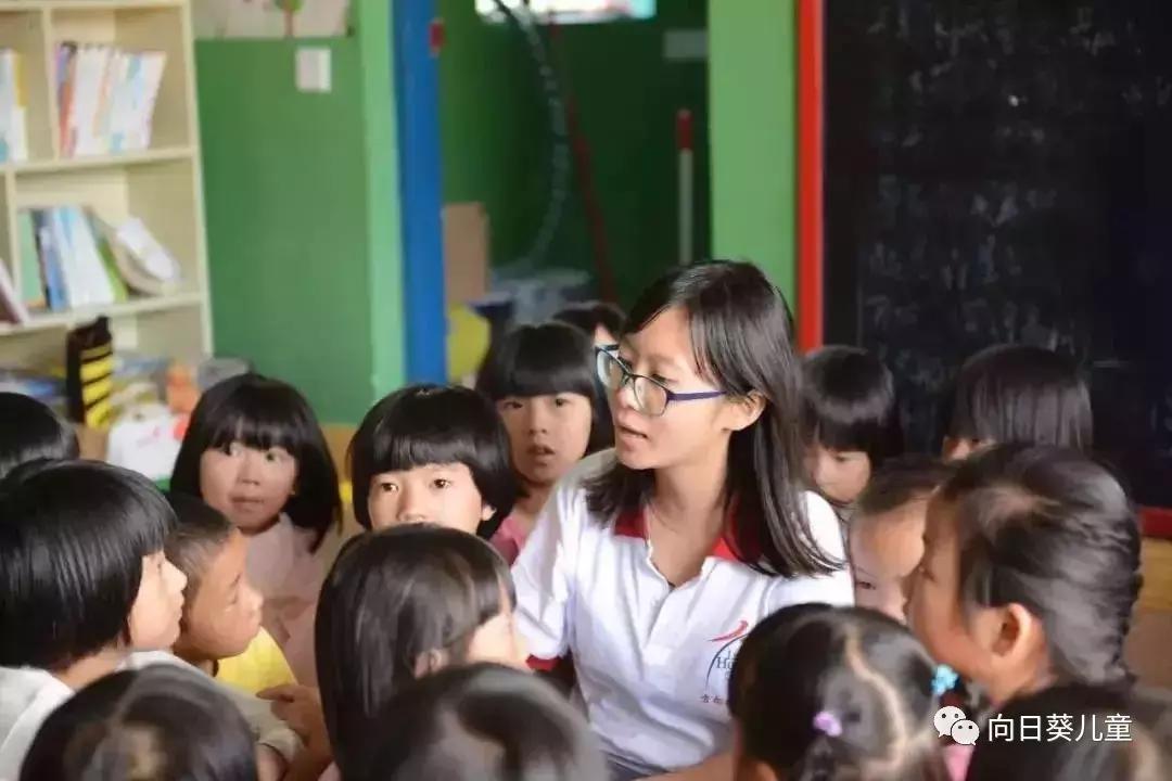 十几年前，她是一名急淋患儿，现在，她是一名人民教师