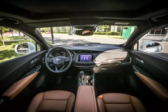 凯迪拉克xt4越野试驾视频2020,38号车评凯迪拉克xt4试驾视频