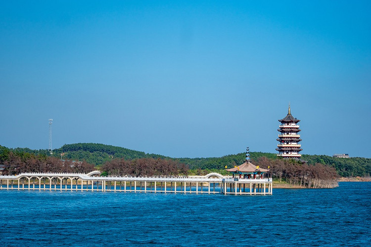 探寻自然与历史的魅力,走进大自然了解历史人文