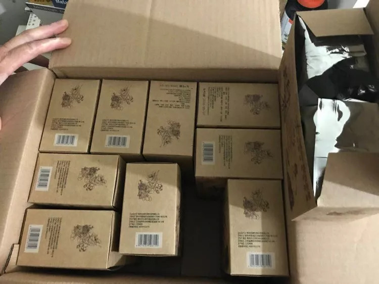 网上买的减肥茶喝了10天,女生喝减肥茶暴瘦新闻